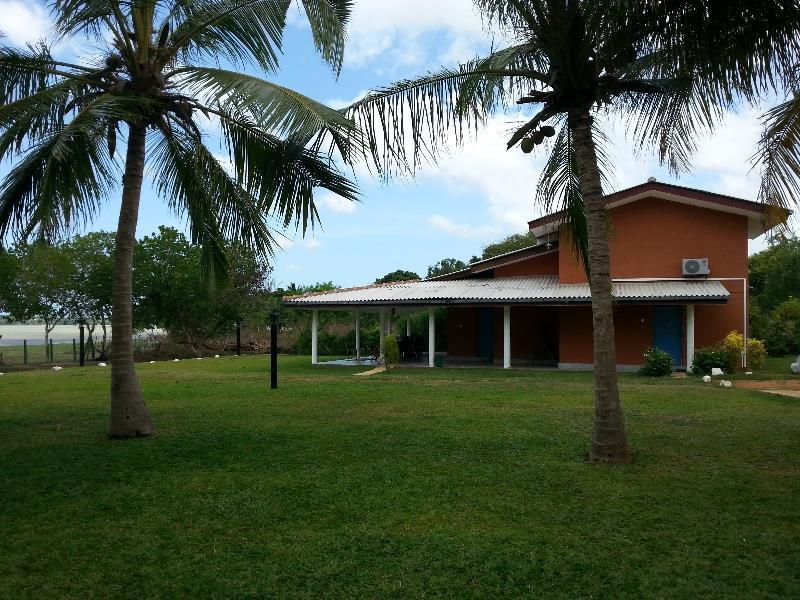 Serenity Lake Resort Yala Tissamaharama Exterior photo